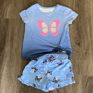 Girls Butterfly shirt and shorts